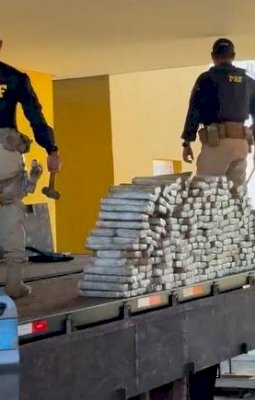 Ivinhema - PRF apreende 337 Kg de maconha em abordagem a caminhonete na BR -376