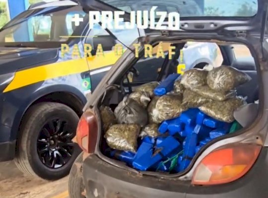Ivinhema: PRF apreende grande quantidade de maconha e skunk após perseguição a veículo