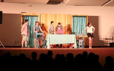 Sicredi Centro-Sul MS apresenta peça teatral “Qual vai ser?” em Ponta Porã