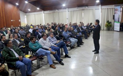 Release - Sicredi Centro-Sul MS realiza palestra com Evaristo de Miranda na 55ª Expoagro
