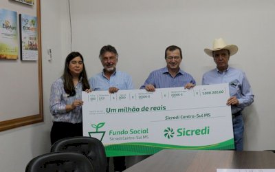 Sicredi Centro-Sul MS entrega doação de unidade móvel para Hospital de Amor