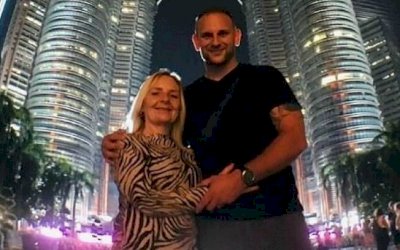 Mãe vai à lua de mel da filha, engravida do genro e se casa com ele