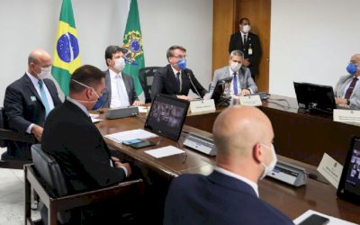 Bolsonaro pede apoio de empresários no combate ao coronavírus