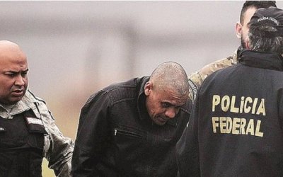 Delegado apresenta relatório do caso Adélio para Bolsonaro