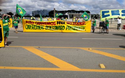 'Desta vez não tem bandeira antidemocrática', diz Bolsonaro sobre manifestação