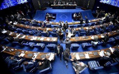 Será - PEC PEDE ADIAMENTO DAS ELEIÇÕES MUNICIPAIS PARA 06 DE DEZEMBRO