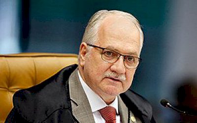 Fachin manda a plenário pedido para suspender inquérito das fake news