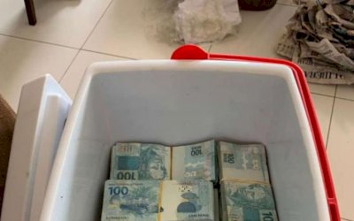 PF acha R$ 750 mil em caixa térmica na casa do nº 2 da Saúde