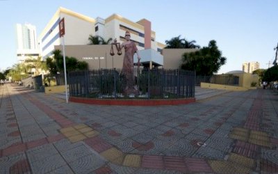 Supermercado deve indenizar cliente acusado de furto