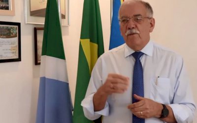 “Negacionismo é mandar a pessoa ficar em casa com dipirona”, diz deputado Luiz Ovando