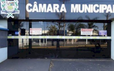 Lei coloca bares e salões de beleza como serviço essencial em Andradina