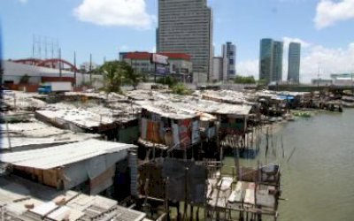 Meio milhão de mortes por Covid carrega marca da desigualdade do Brasil