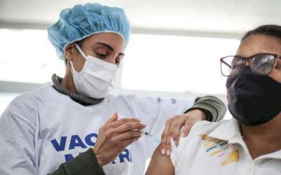 Empresas poderão exigir vacinação no retorno às atividades presenciais