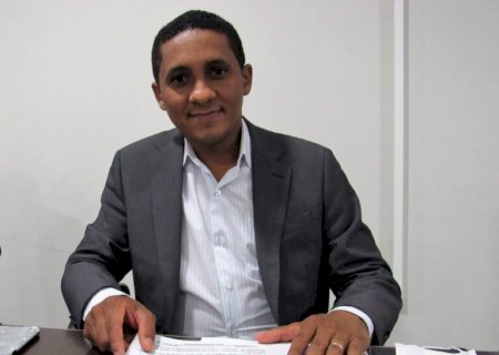 José Wilson quer a finalização do asfalto da Av. Joaquim Bernardes dos Santos no bairro Vitória.