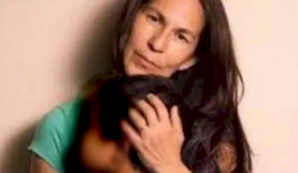 Mãe de Eliza Samudio pede ajuda na internet após marido entrar em estado vegetativo: \'referência de pai para Bruninho\'