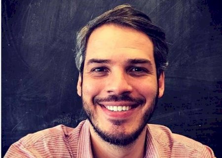 Ivinhemense de 38 anos poderá ser candidato ao Senado.
