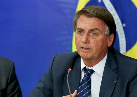 Bolsonaro veta projeto de lei que previa R$ 3 bi anuais à cultura