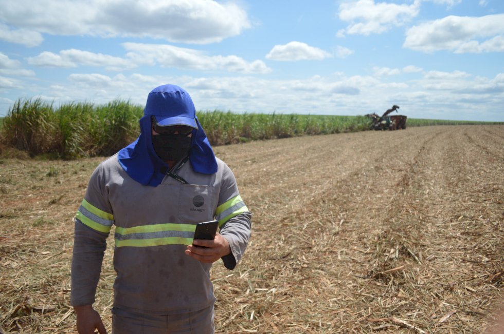 Adecoagro vai instalar estações meteorológicas com tecnologia de internet.