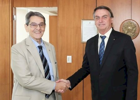 Aliados veem desgaste de Bolsonaro por ministro em caso Jefferson.