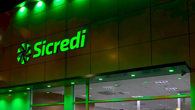 Sicredi está entre os 10 maiores bancos segundo a Época Negócios