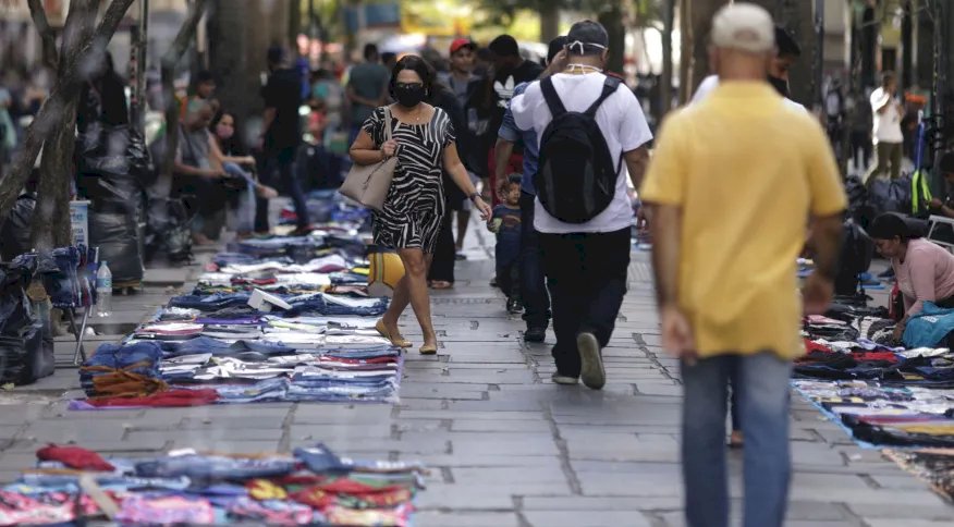 Pirataria triplicou prejuízos à economia brasileira em 7 anos, mostra pesquisa