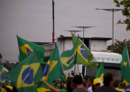 Após pedido de Bolsonaro, rodovias de Mato Grosso do Sul não têm bloqueios nesta quinta.
