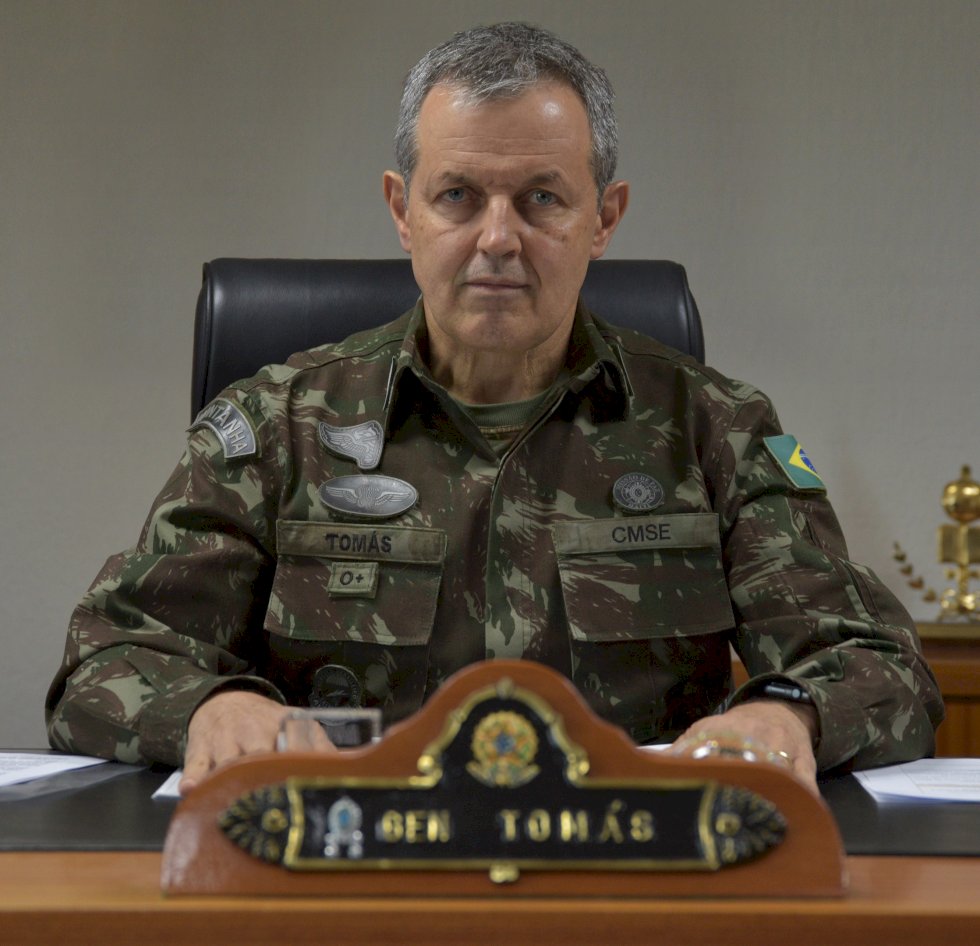 Comandante militar do Sudeste: “Tem de respeitar o resultado da urna”.