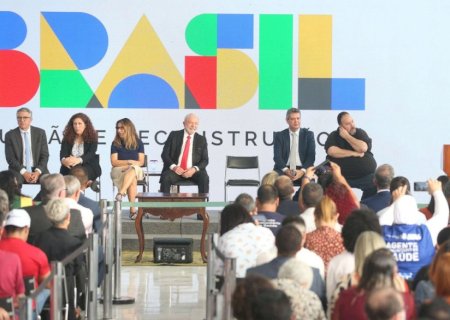 Lei transforma agentes comunitários em profissionais de saúde