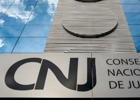 CNJ afasta juiz que autorizou bolsonarista a voltar a QG do Exército em MG.