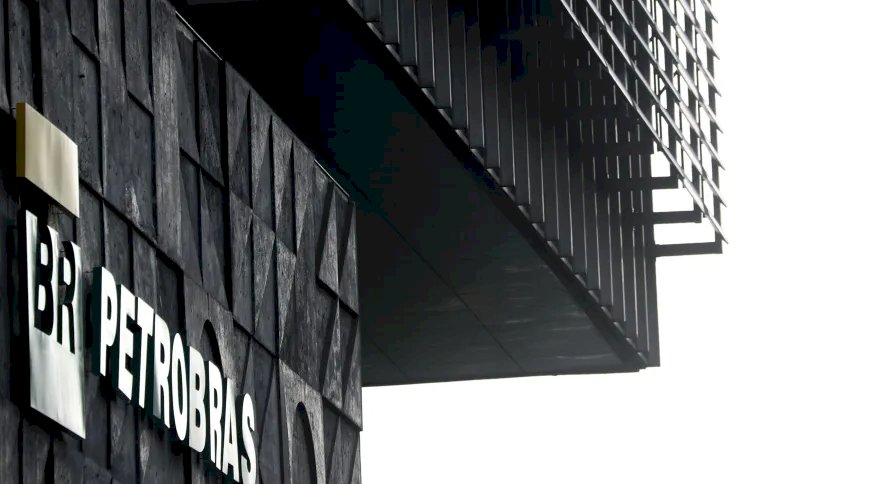 Conselho da Petrobras deve aprovar nova diretoria nesta quarta-feira.