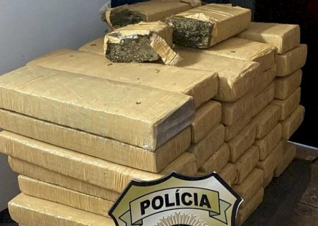 PC de Nova Andradina prende 3 por tráfico de drogas.