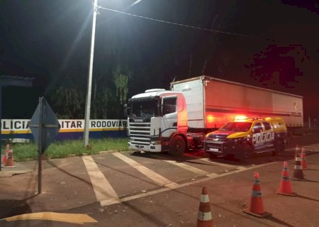 Polícia Militar Rodoviária recupera, em Ponta Porã, veículo roubado em Osasco-SP.