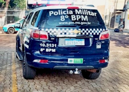 Polícia Militar conduz jovem para a delegacia por perturbação do sossego em Nova Andradina.