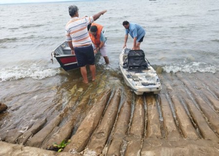 Balneário Anaurilandia: Homem sai para dar volta em caiaque e desaparece nas águas do Rio Paraná.