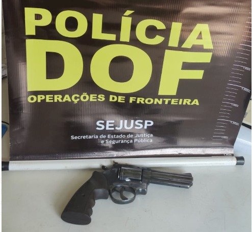 Nova Andradina - DOF apreende arma de fogo na MS-141.