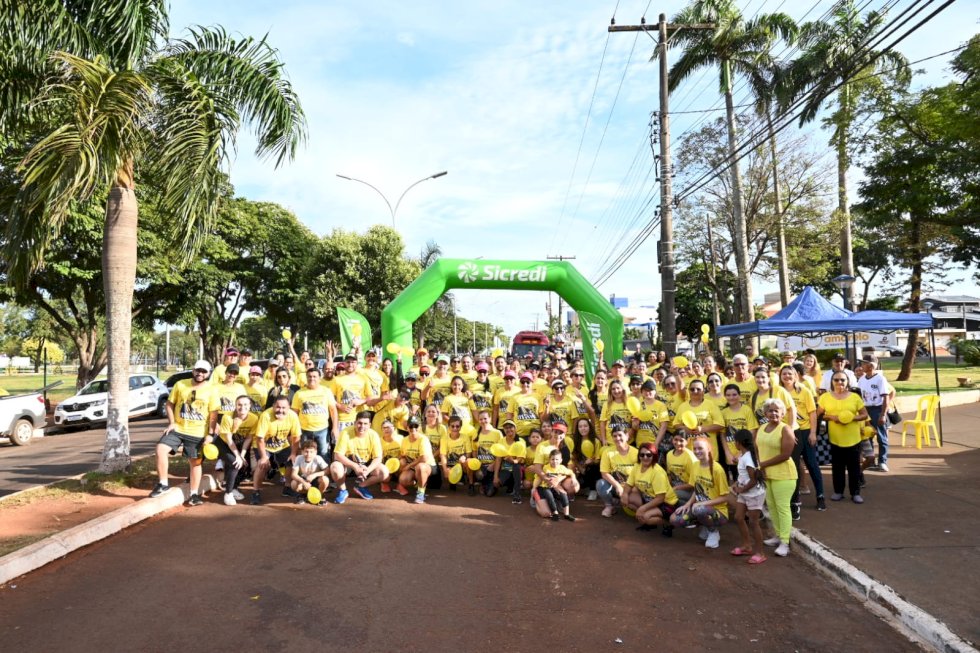 Dentrivi realizou 2º Caminhada Maio Amarelo em Ivinhema