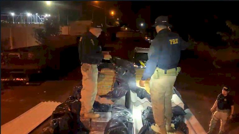 PRF apreende 2,4 toneladas de maconha em Sidrolândia