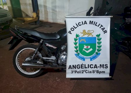 Angélica - Polícia Militar prende jovem por furto e direção perigosa.