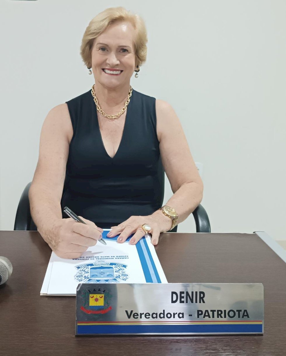 DENIR COBROU REVITALIZAÇÃO DE CALÇADAS EM VOLTA DA PREFEITURA E DA ACAIVI, ALÉM DE TREVO NA SAÍDA PARA NOVA ANDRADINA