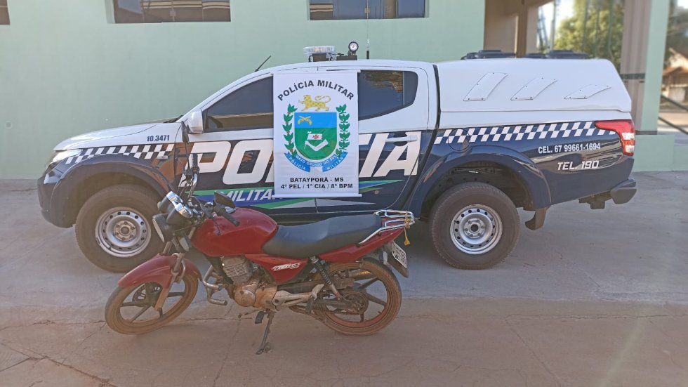 Polícia Militar de Batayporã localiza e recupera motocicleta abandonada em área rural