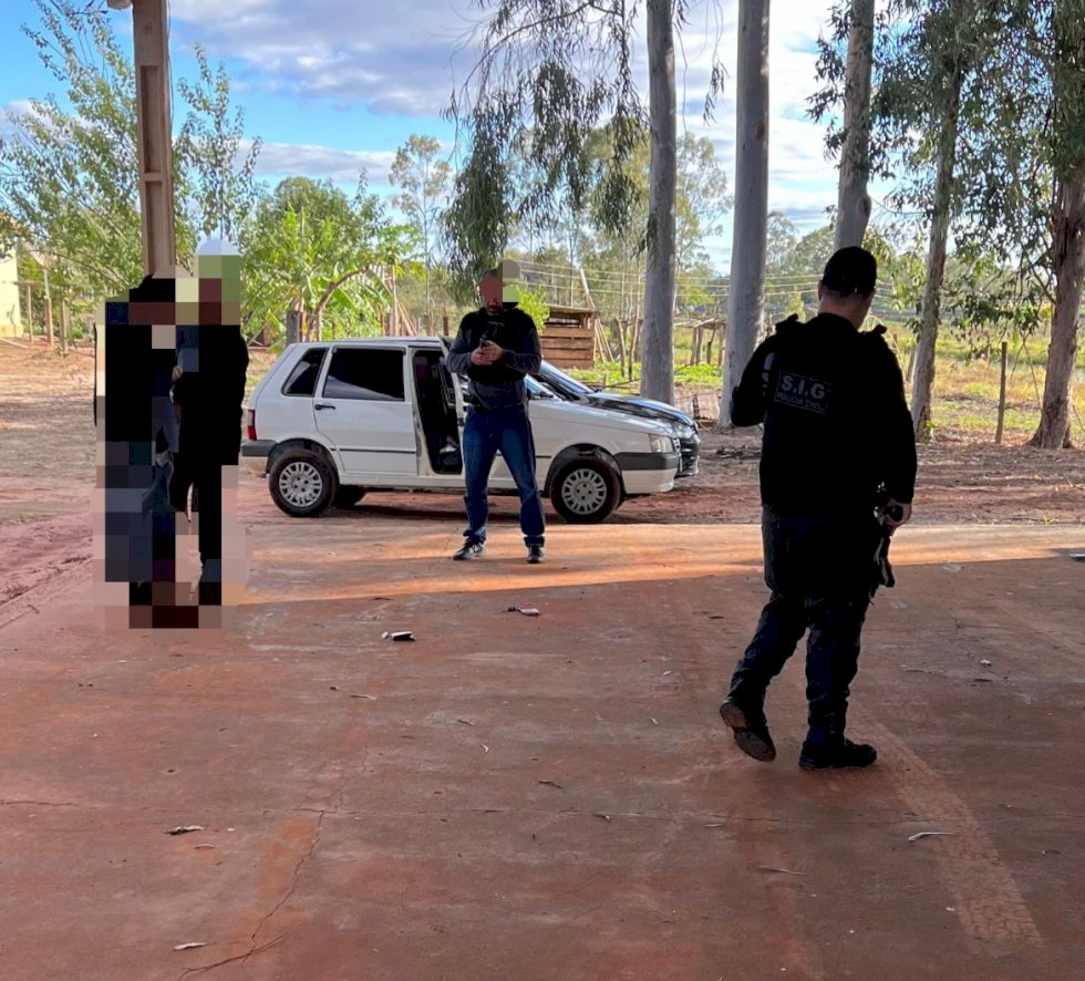 Ivinhema - Policia Civil prendeu dois homem com cocaina avaliada em mais de 200 mil reais.