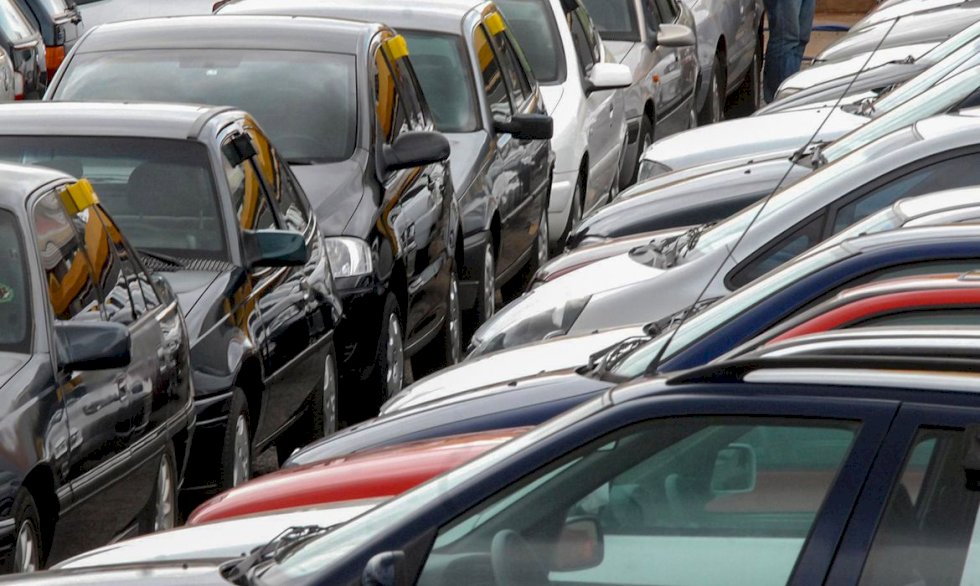 Pacote para carro popular recebe aval de Lula, informa Haddad.