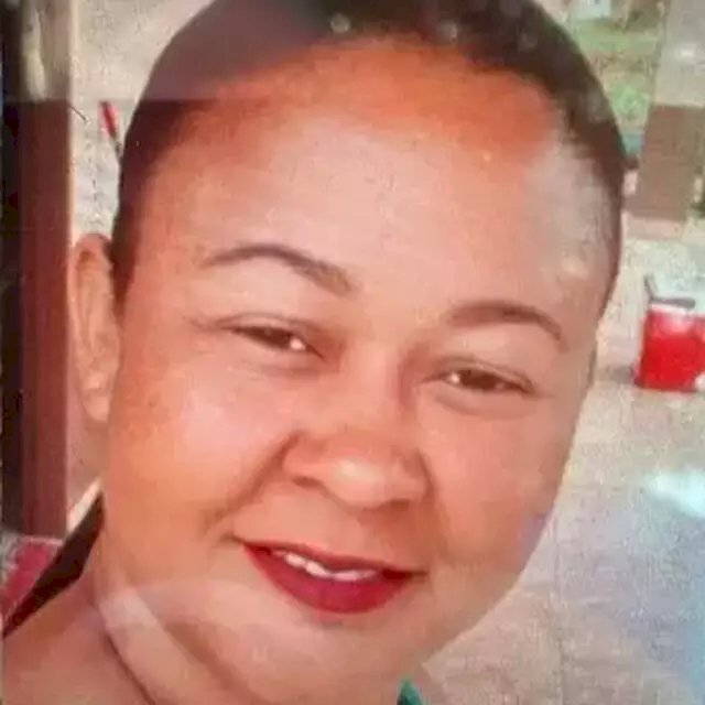 Morta em frente de casa, mulher tentava separar briga quando foi esfaqueada.