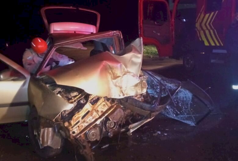 Grave acidente na MS-164 deixa um morto e dois feridos na fronteira