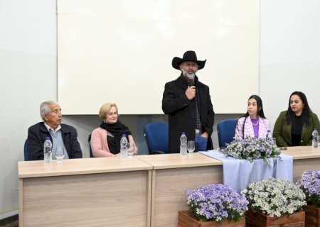 Município de Ivinhema realizou primeiro Seminário julho Violeta/Prata.