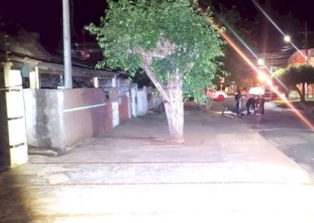 Homem é assassinado com 4 facadas.