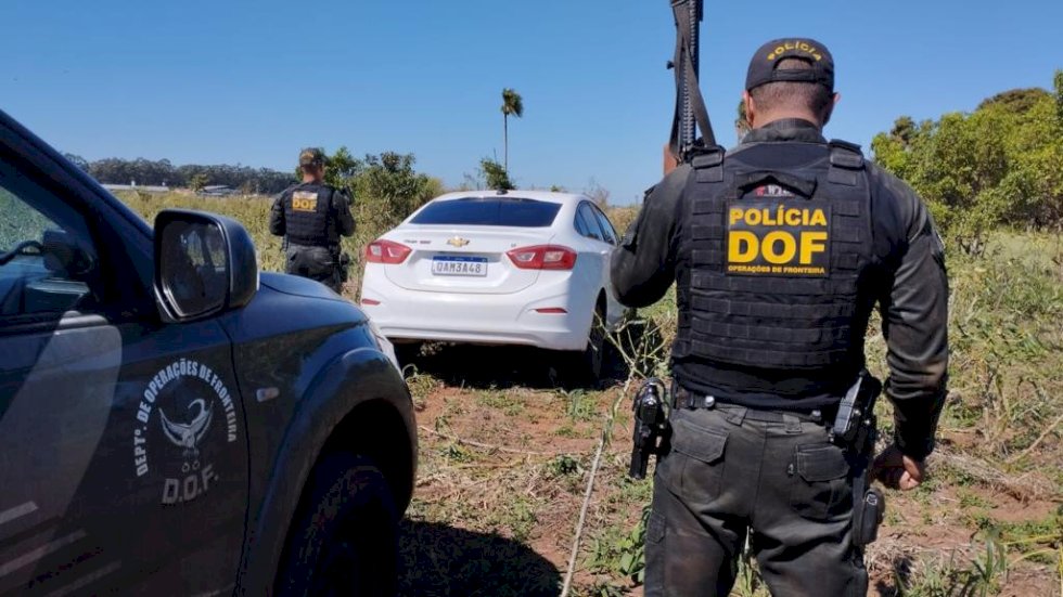Adolescente morre em confronto com policiais do DOF.