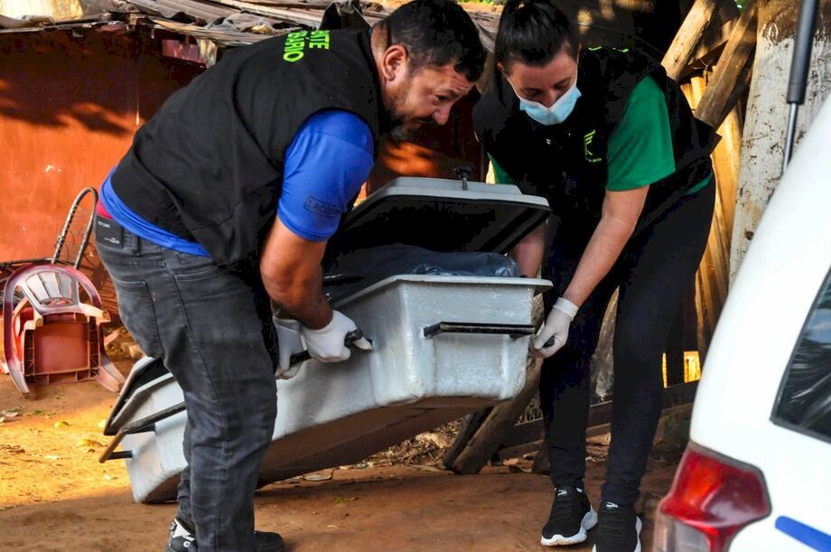 Corpo de homem com diversos registros criminais é encontrado.