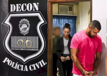 Dois são presos suspeitos de lucrar R$ 4 milhões com golpe do falso consórcio.