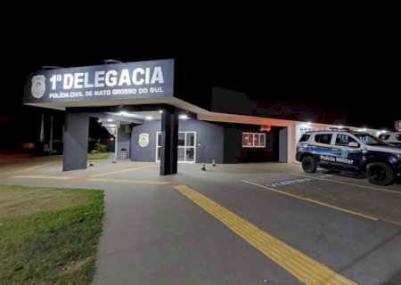 Jovem ajuda mãe fugir de agressor e PM resgata vítima